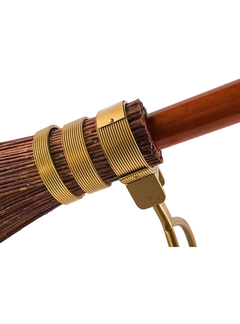 Escoba Nimbus 2000 (Réplica Oficial) - Harry Potter - Imagen 9